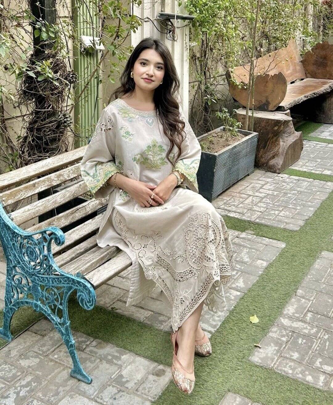 Zainab Embroidered Long Kurta