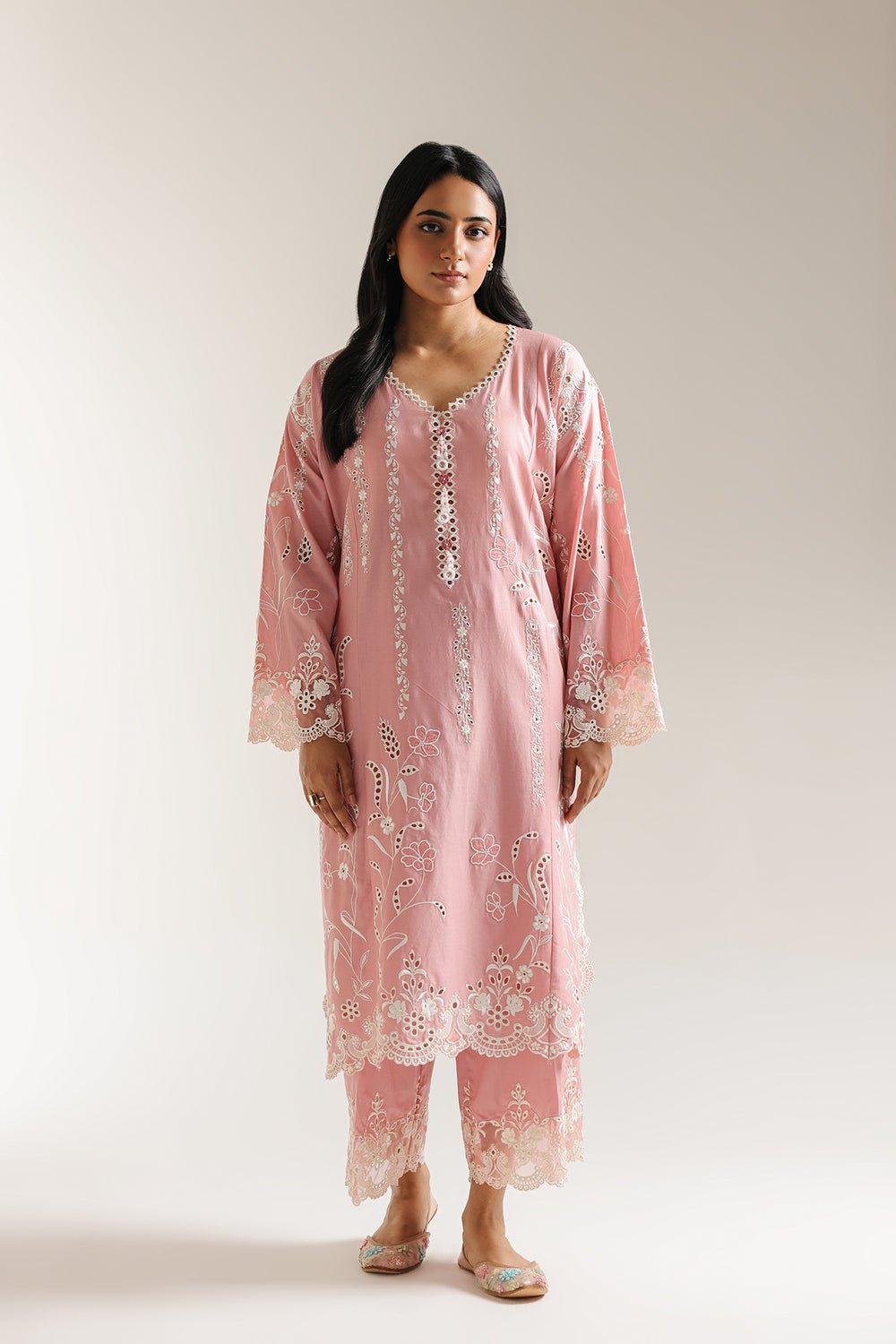 Ethnc Embroidered Suit.