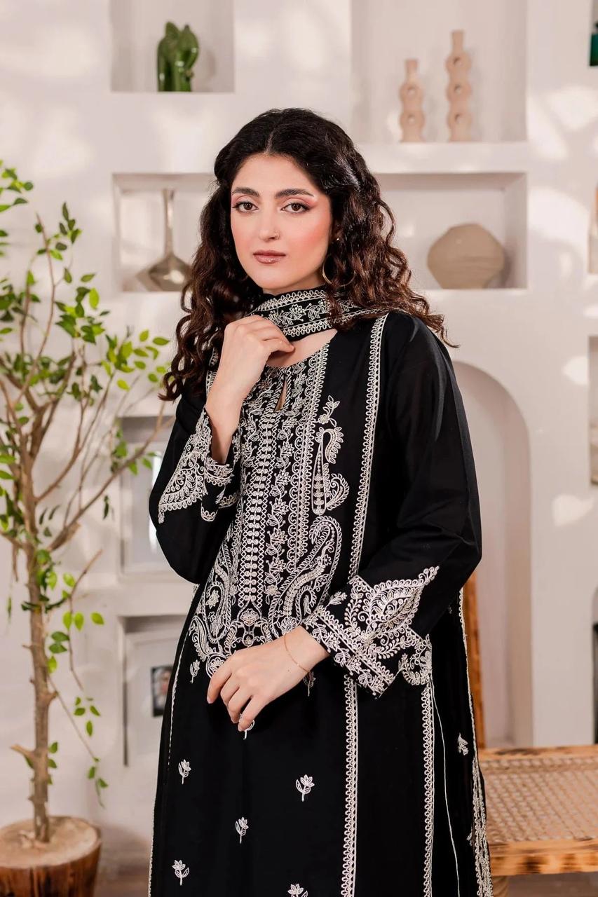 Turkishwear Embroidered PRET
