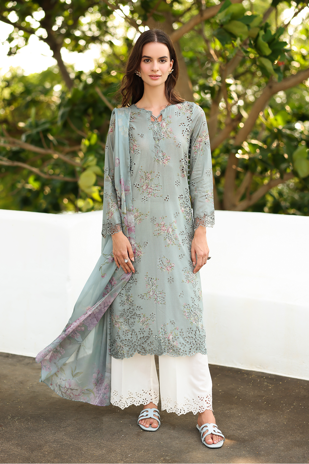 IZNIK Embroidered Lawn Suit