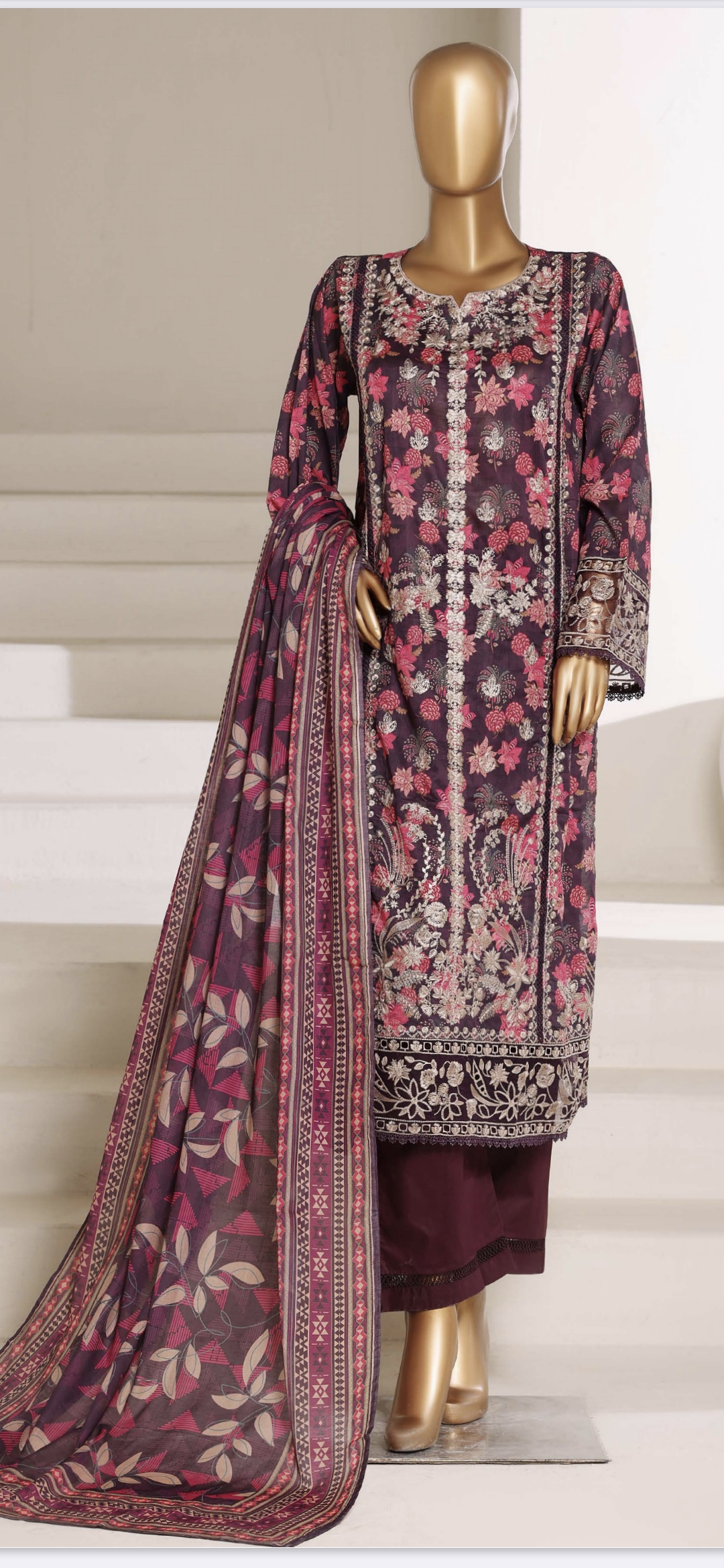 Sadabahar Ready-to-wear Embroidered Lawn Suit