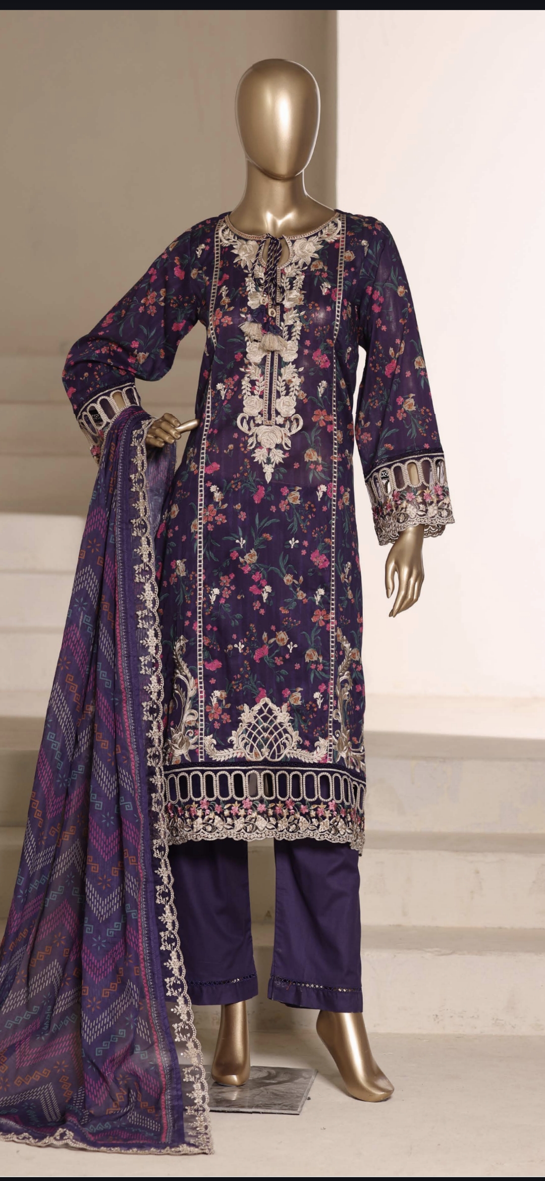 Sadabahar Embroidered Lawn Suit