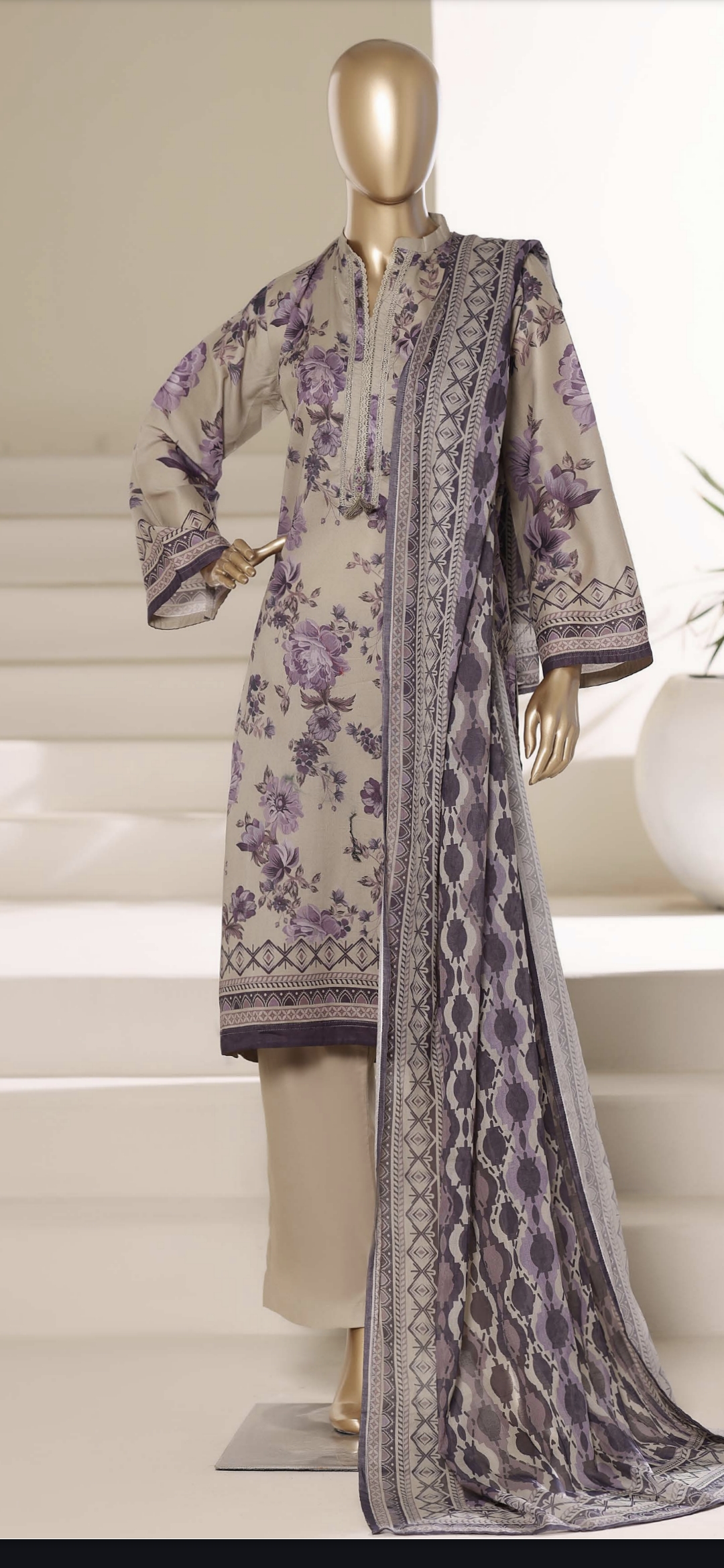 Sadabahar Lawn Suit