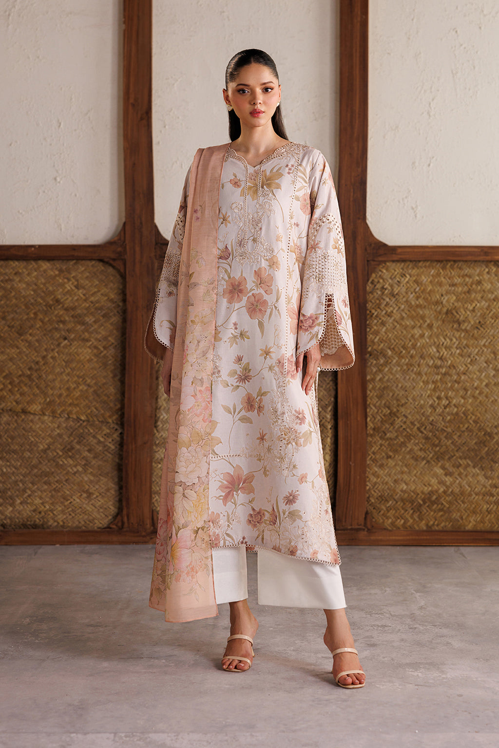 Iznik Embroidered Lawn Suit