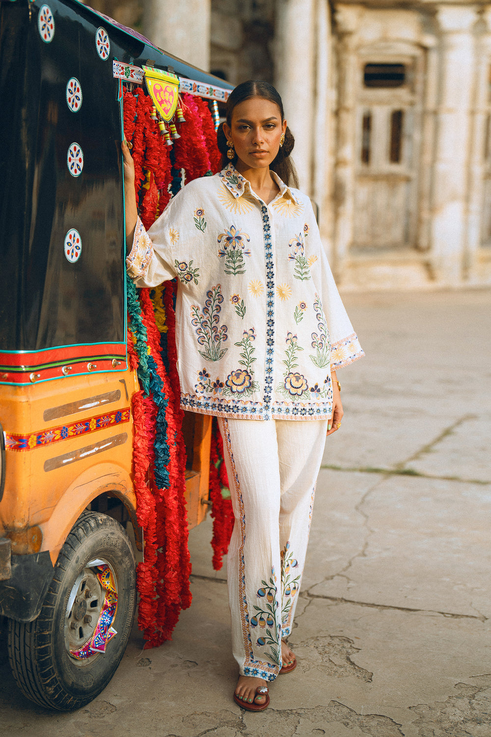 Ethnc Embroidered Co ord