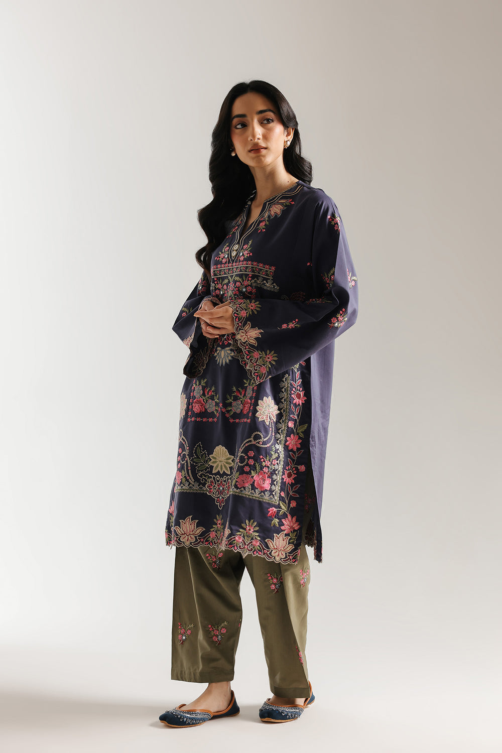 Ethnc Embroidered Co ord