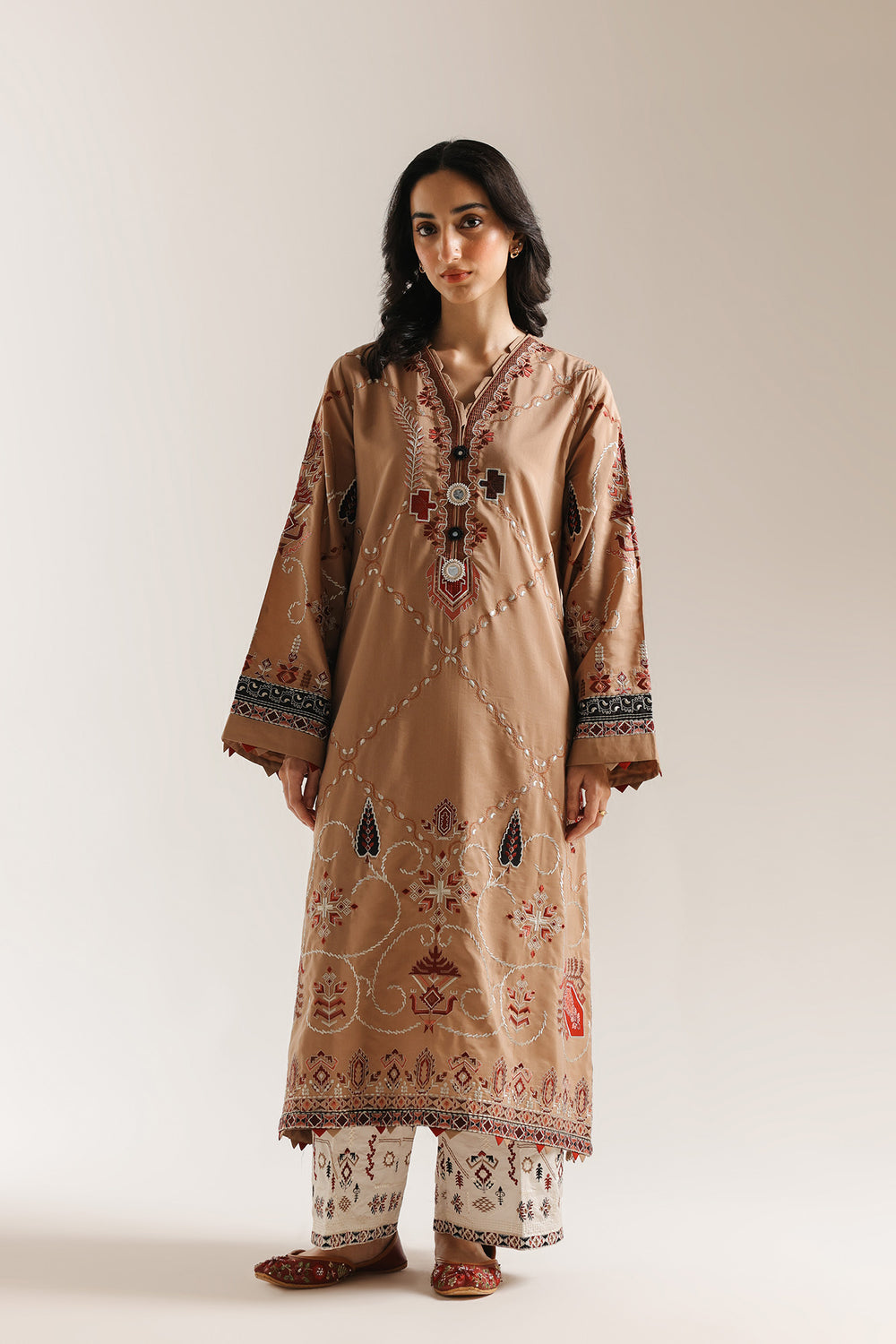 Ethnc Embroidered Co ord