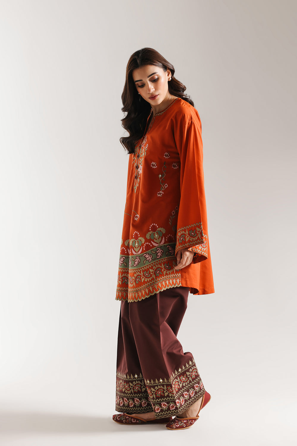 Ethnc Embroidered Co ord