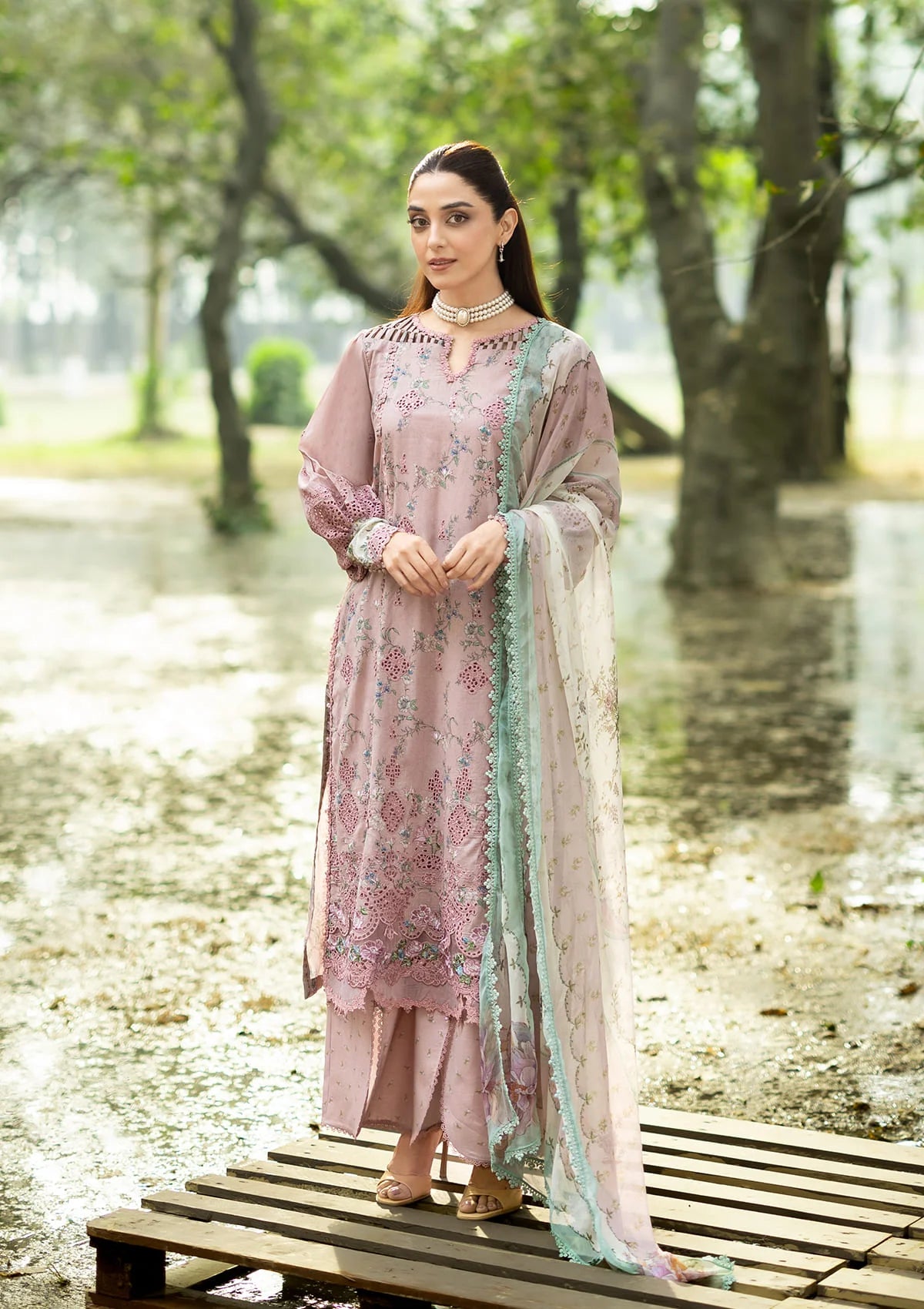 Elaf Premium Chikankari Suit