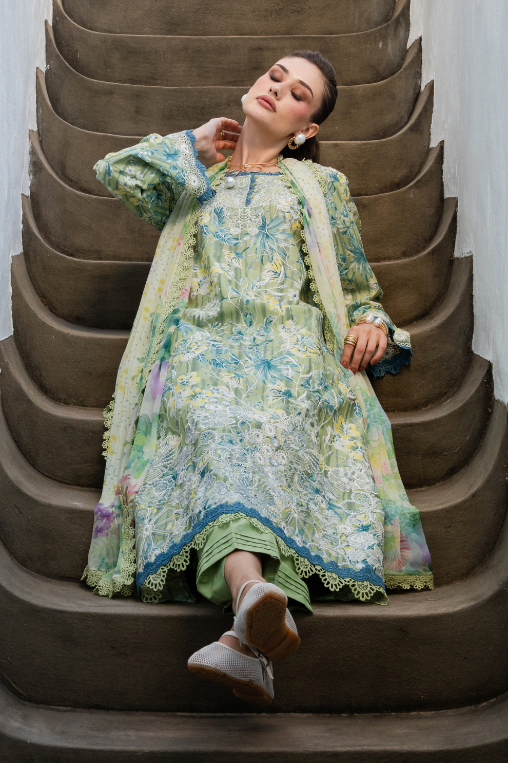 Aabyaan Shezlin Embroidered Lawn Suit