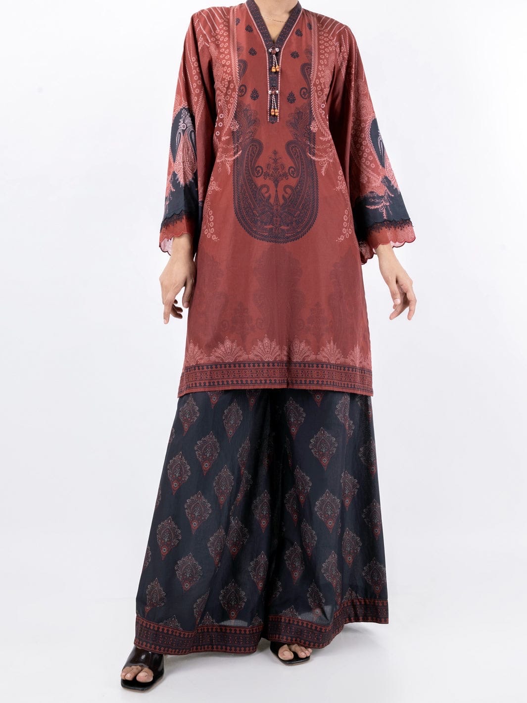 Almirah Lawn Stitched Suit