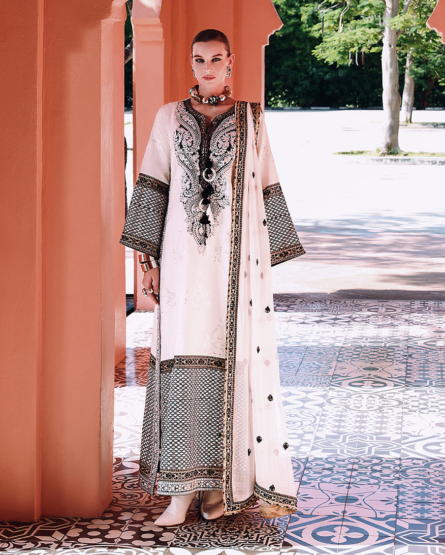 Mushq Raw Silk Embroidered Suit