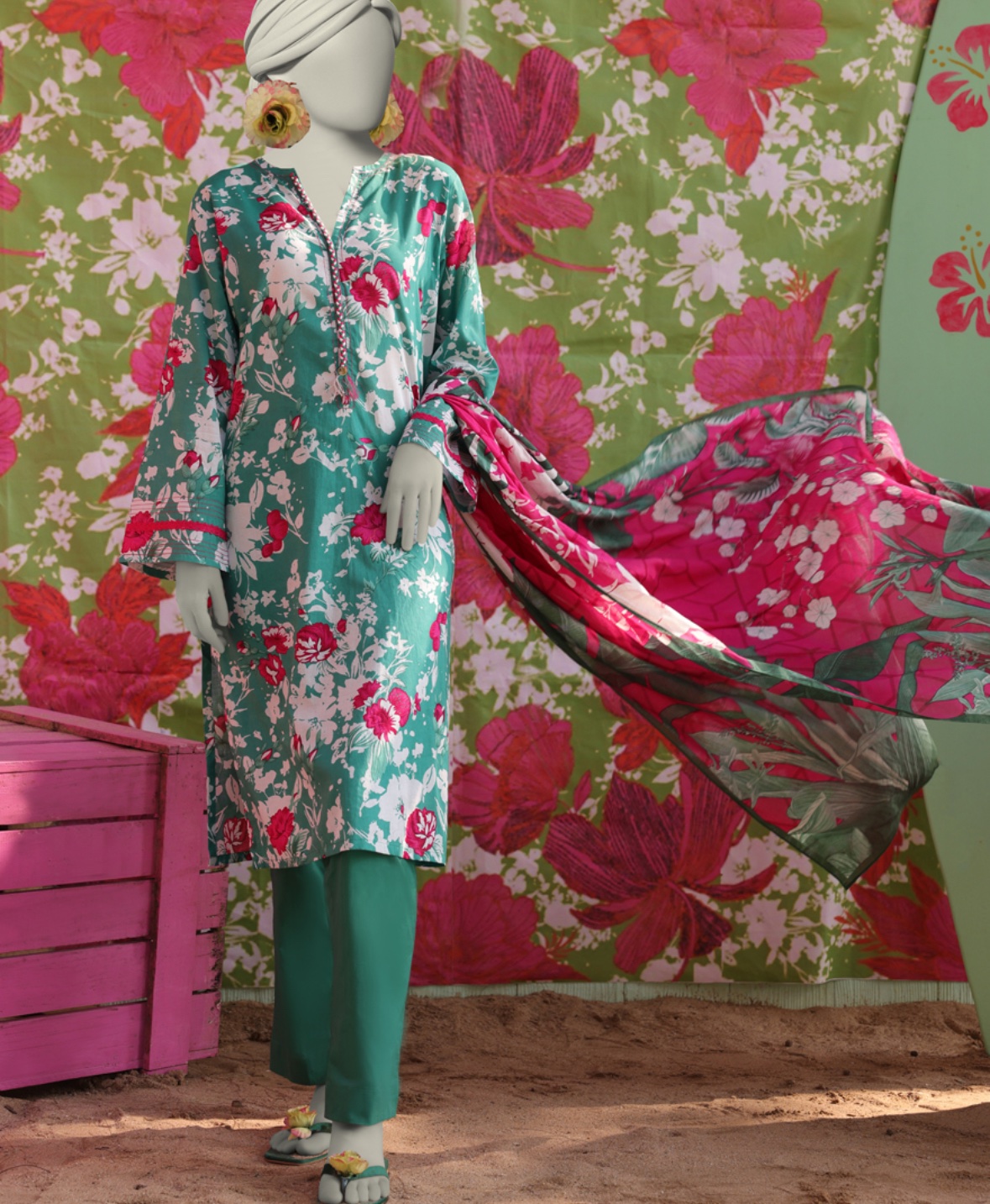 JUNAID JAMSHED GREEN LAWN PRINTED SUIT